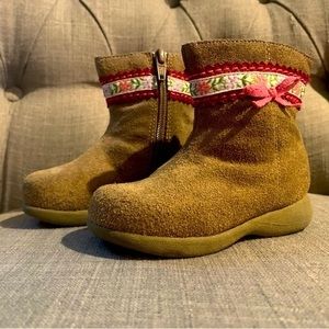 ❤️NWOT SIZE 4 Baby girl boots shoes floral